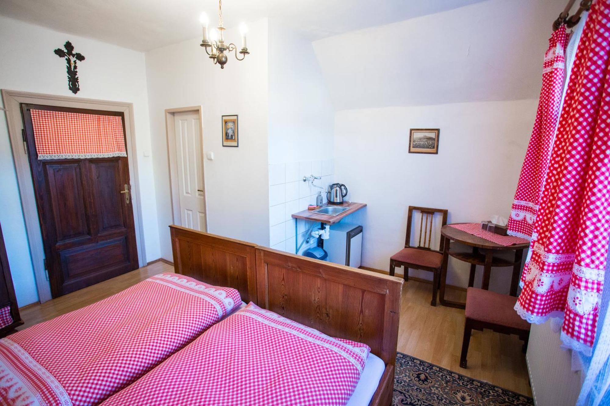 Penzion Ctrnactka Rataje nad Sazavou Exterior photo